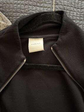 Varley Ashbury  Black Zip-Front fleece sweatshirt